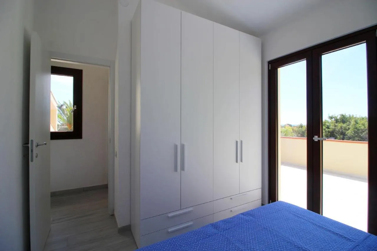 Case Vacanza Baiazzurra Monte Nai Apartment