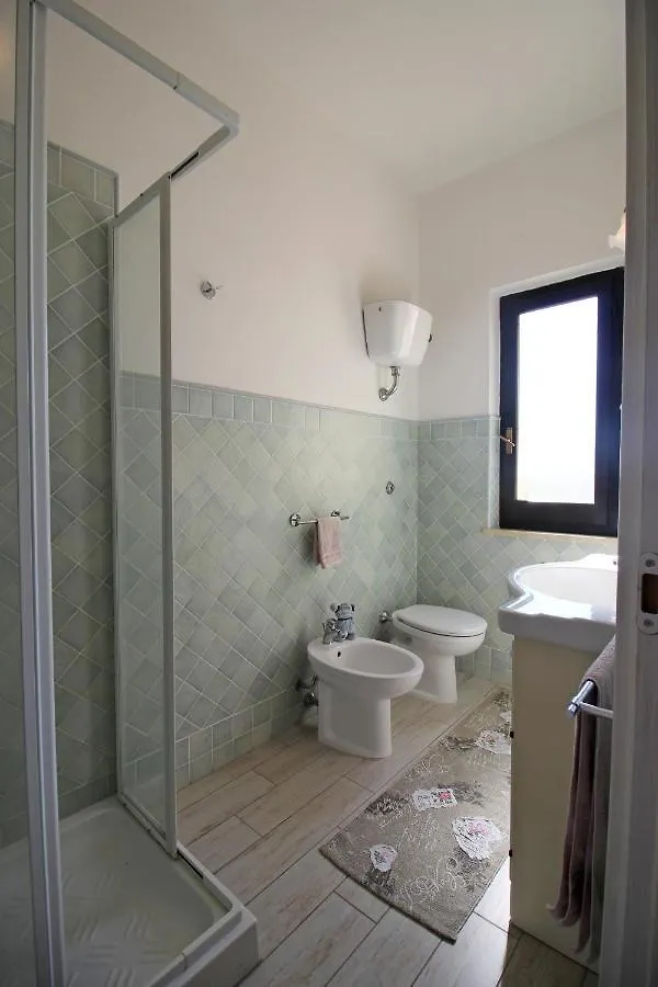 Case Vacanza Baiazzurra Monte Nai
